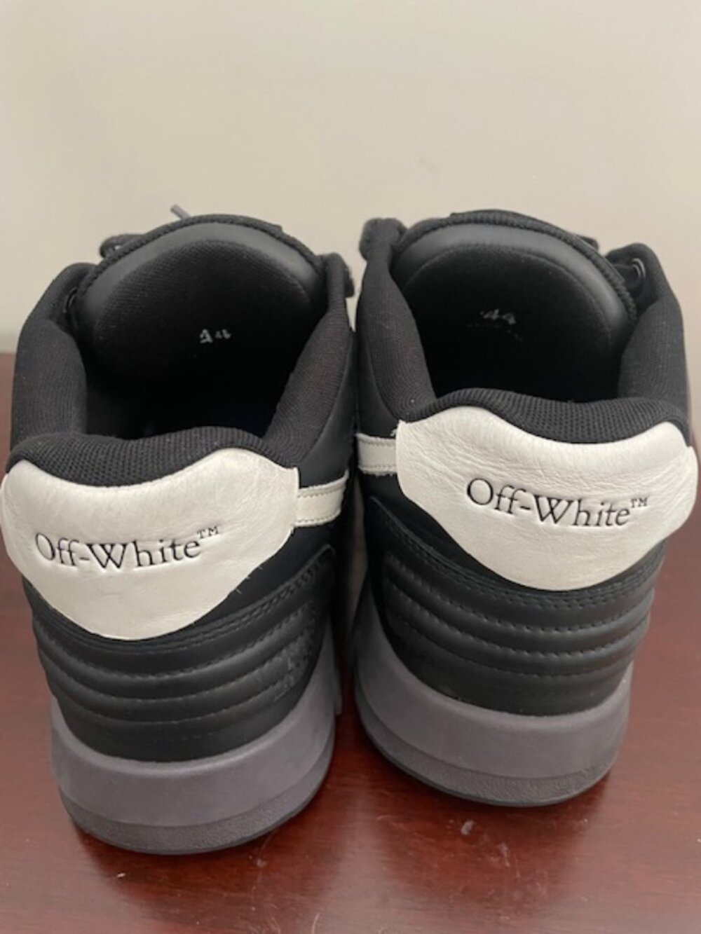 Shoes - Picture 4 of 4